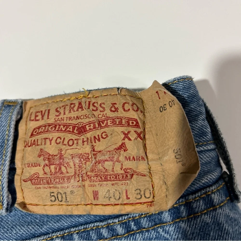 Levi’s 501 Blue Jeans Men’s 40 Cotton Outdoors Button Fly Y2K Retro Tear Off Tag